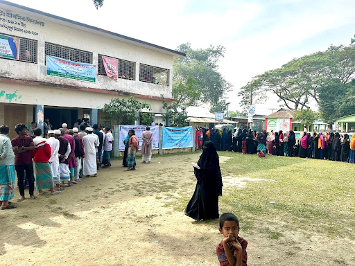 Ongshi arranged Meical and eye camp in Mymensing, Bangladesh where people are waiting in a line